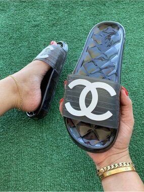 Authentic Chanel 2019 Jelly Pool Slide Sandals (EUR 38.5) used condition